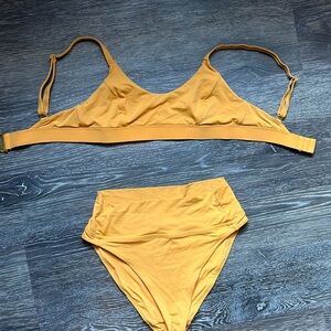 Small Knix scoop yellow bathing suit, never worn